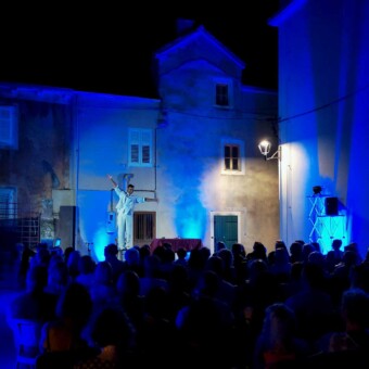 Najam Razglas Pozornica Rasvjeta Koncerti Priredbe Manifestacije Predstave Južna Dalmacija Pelješac Trpanj Predstava Kurbeša